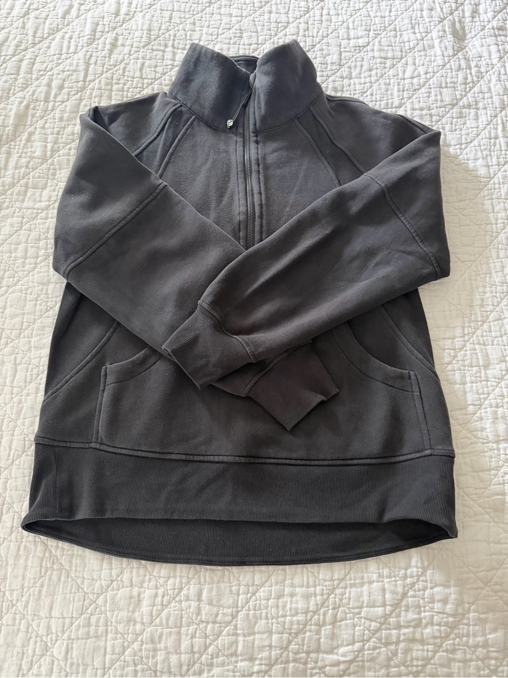 Lululemon Scuba oversized funnel-neck half zip wmn. sz. XS/S blk, good condition - Picture 8 of 13